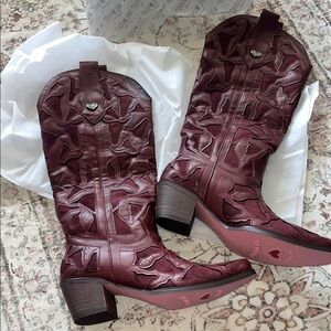Kiss Maroon Heeled Western Boots